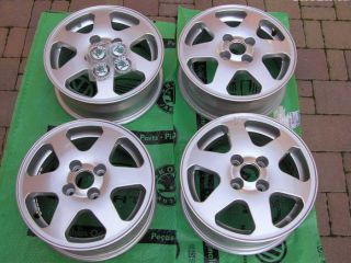 !4 ks Nov alu Borbet,.Felicia+nov pneu 175/60R14
