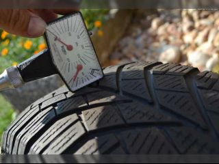 !4 ks zimn pneu 195/65R15-Continental a GoodYear
