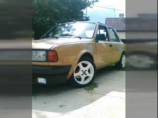 !Elektrony R15