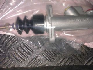 !Girling 15,8