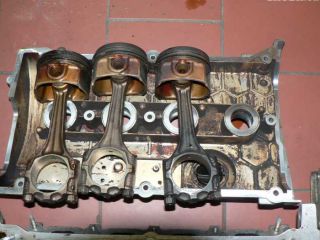 !Hlava motoru 1.8T Koncern