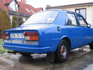 !Krasna S105, s doplnky........