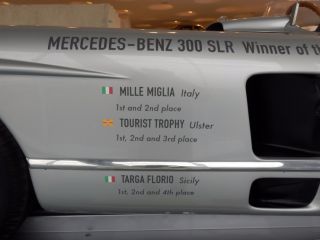 !Muzeum Mercedes a Porsche ve Stuttgartu