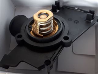 !Nov tleso termostatu s termostatem Felicia 1,3