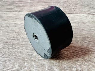 !Nov tvrd silentblok motoru - koda 130 ( 4 ks )