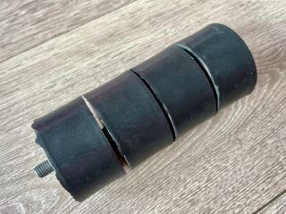 !Nov tvrd silentblok motoru - koda 130 ( 4 ks )