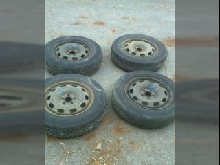 !Pleche se zimnmi pneu 195/65 R15