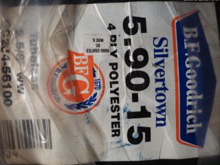 !Pneu 5,90 - 15 s b�l�m bokem