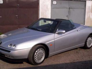 !Predam Alfa Romeo Spider 2,0i 16V T.S