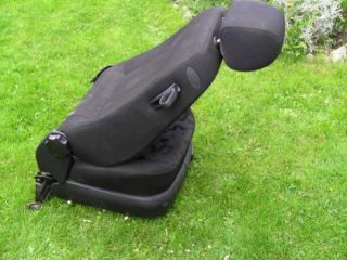!Pedn sedaky Golf IV airbag