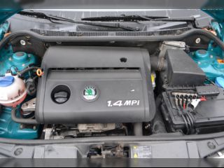 !.Fabia 1.4MPi,r.v.02, R pv, bez koroze, NOV TK