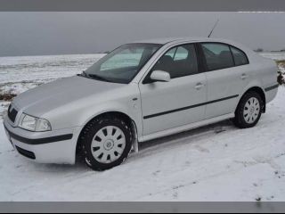 !.Octavia 1.9 TDi Elegance,koup.v R,servis.kniha,