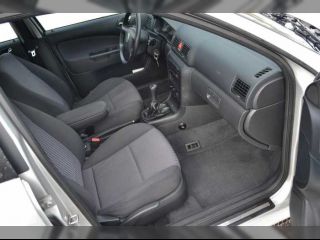 !.Octavia 1.9 TDi Elegance,koup.v R,servis.kniha,