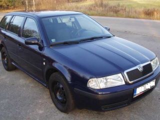 !.Octavia Combi Elegance 1.9 TDi 81 kw,r.03,vyhv