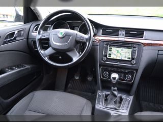 !.Superb II 1.8TSi Elegance+,R pv,navi v.TV,