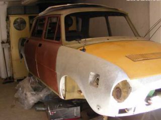 !Skoda 100