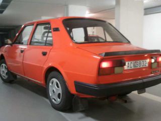 !koda 105L - Velmi dobr stav rych jednn sleva