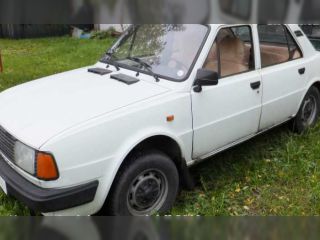 !koda 105 L, r.v. 1987, 1. majitel, najeto 46t km