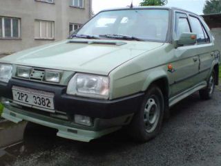 !koda Favorit