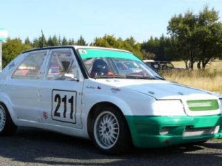 !�koda Felicie Kitcar