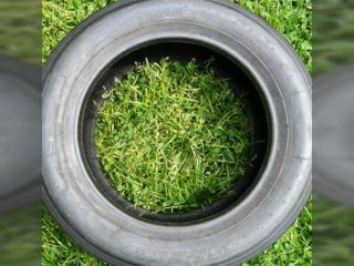 !Such slicky Pirelli 180/530-13