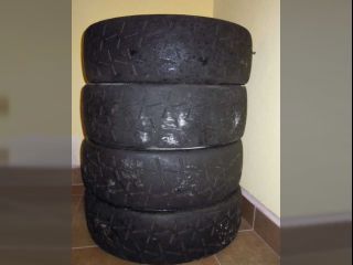 !Vymnm Pirelli P Zero 15"