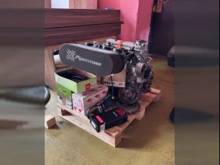 !Z�vodn� motor �koda Felicie