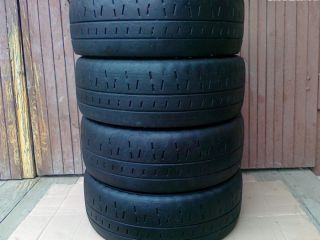 !Z�vodn� pneu Pirelli RK 7 .