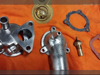 !domek termostatu �koda Rapid 135/136