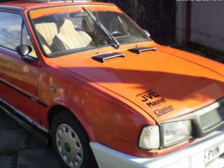 !prodam predni naraznik na skoda 120-rapid